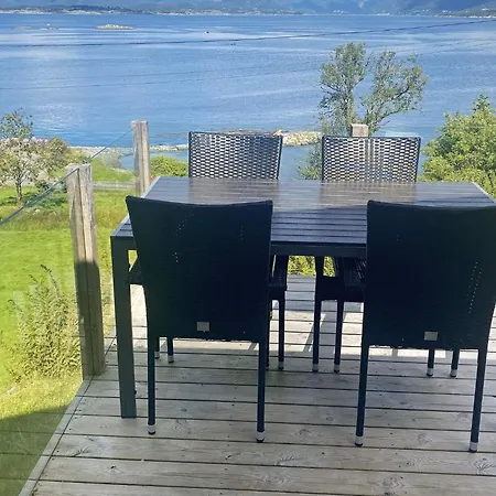Holiday home 4 Person In Lindas-by Traum *